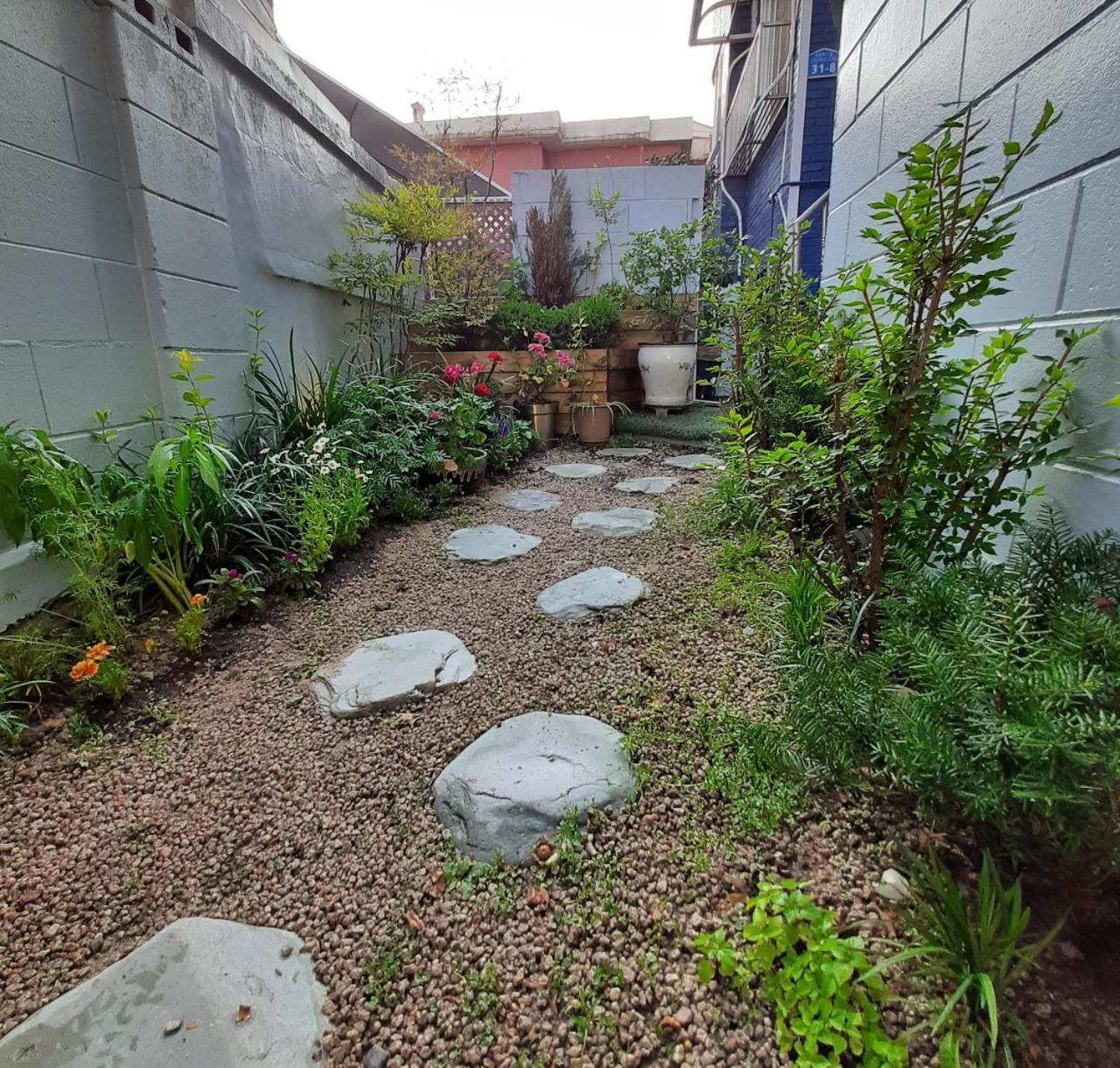 Hongdae Cozy-Women'S Shared Home Seoul Bagian luar foto