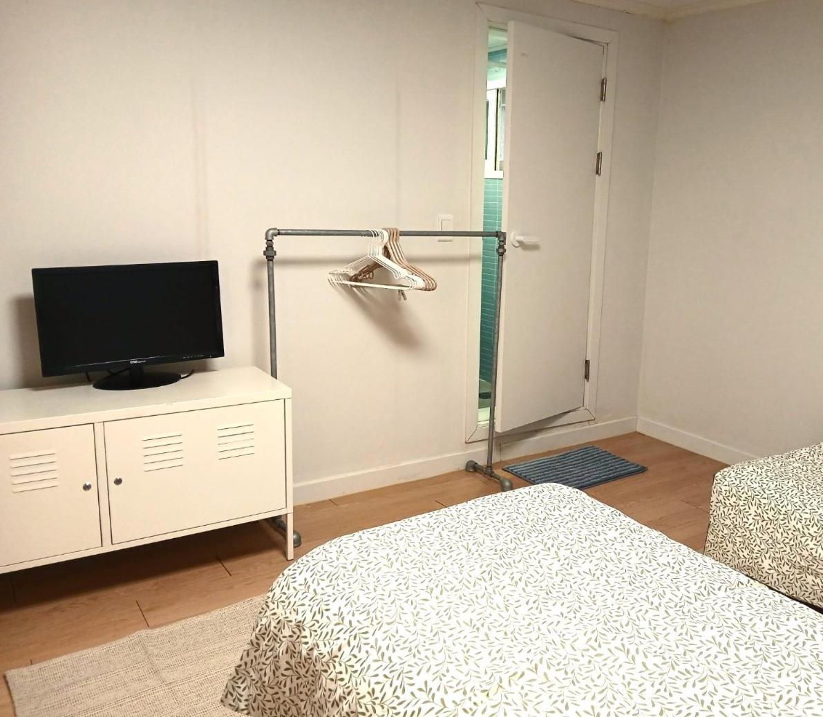 Hongdae Cozy-Women'S Shared Home Seoul Bagian luar foto
